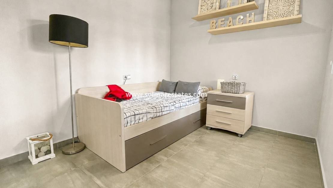 3 soverom Villa til salgs i Villamartin med svømmebasseng - € 435 900 (Ref: 9946007)