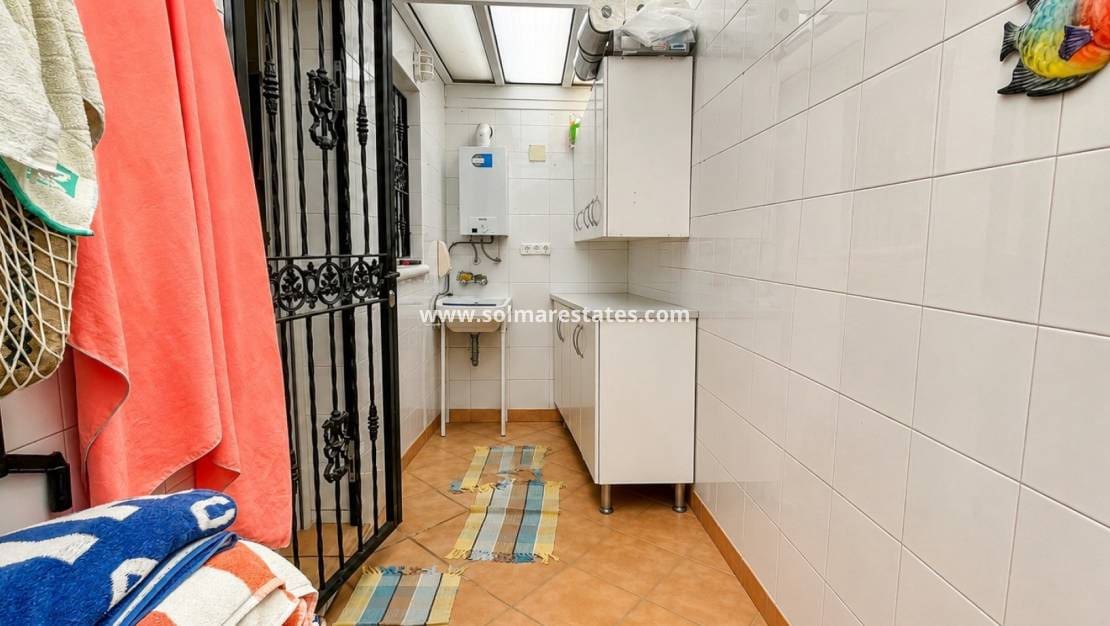 3 soverom Villa til salgs i Villamartin med svømmebasseng - € 435 900 (Ref: 9946007)