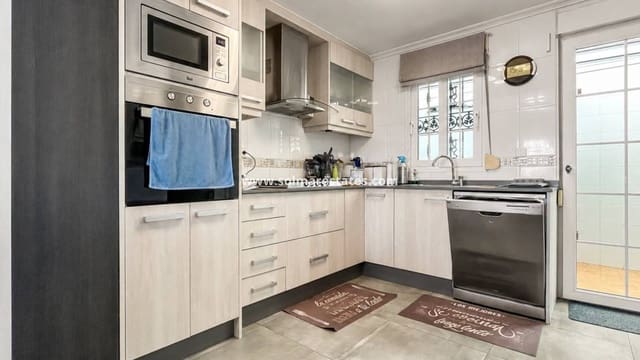 3 sypialnia Willa na sprzedaż w Villamartin, Orihuela z basenem - 435 900 € (Ref: 9946007)