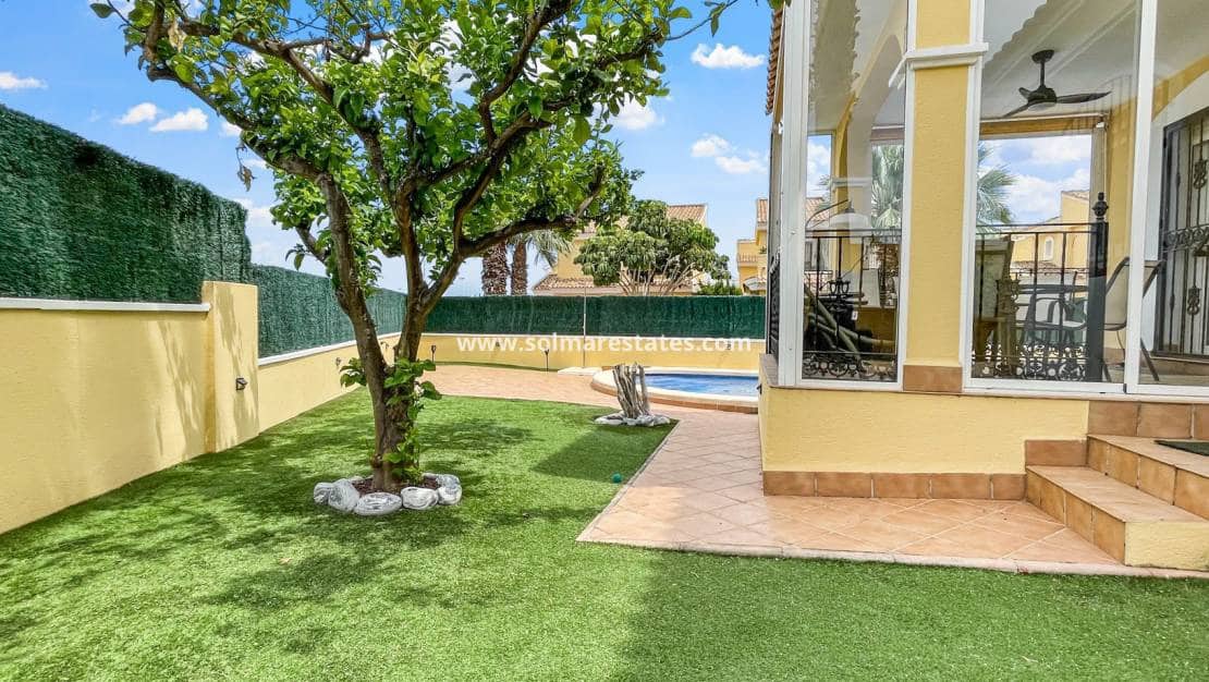 3 soverom Villa til salgs i Villamartin med svømmebasseng - € 435 900 (Ref: 9946007)