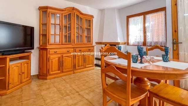 2 slaapkamer Huis te koop in Playa Flamenca, Orihuela - € 249.000 (Ref: 9946008)