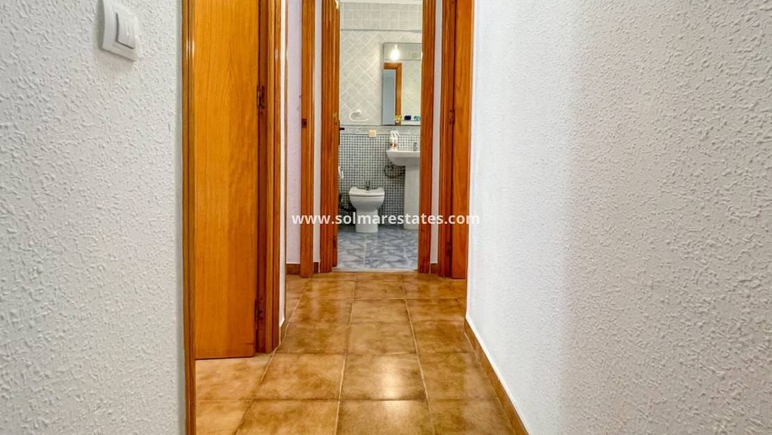 3 soverom Hus til salgs i Playa Flamenca - € 289 000 (Ref: 9946009)