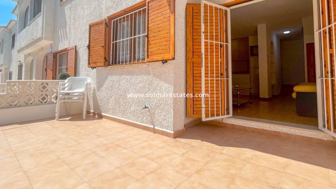 3 soverom Hus til salgs i Playa Flamenca - € 289 000 (Ref: 9946009)