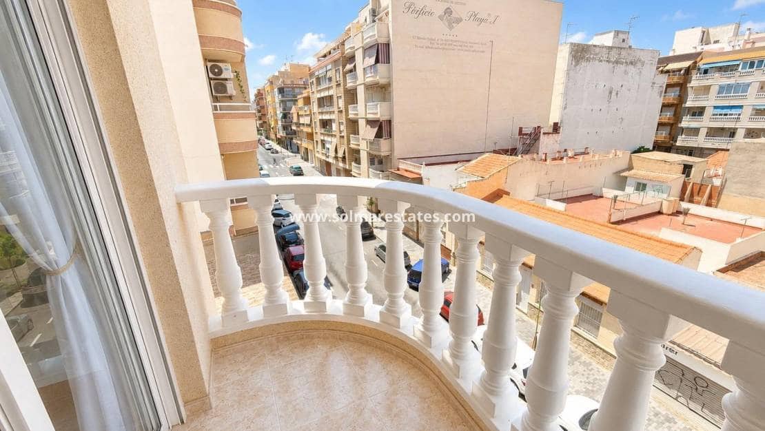 2 quarto Apartamento para venda em Torrevieja - 149 000 € (Ref: 9946321)