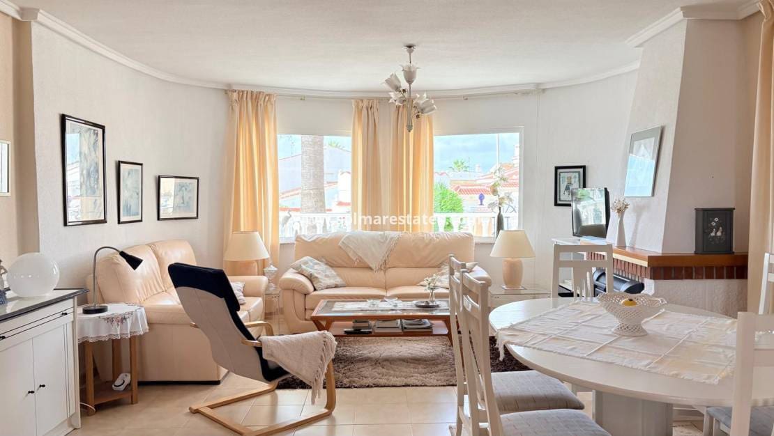 3 camera da letto Villa in vendita in La Marquesa con piscina - 479.000 € (Rif: 9946576)