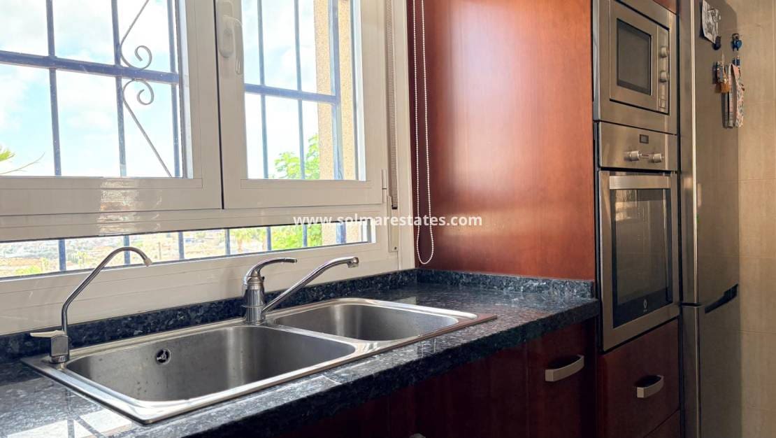 3 camera da letto Villa in vendita in La Marquesa con piscina - 479.000 € (Rif: 9946576)