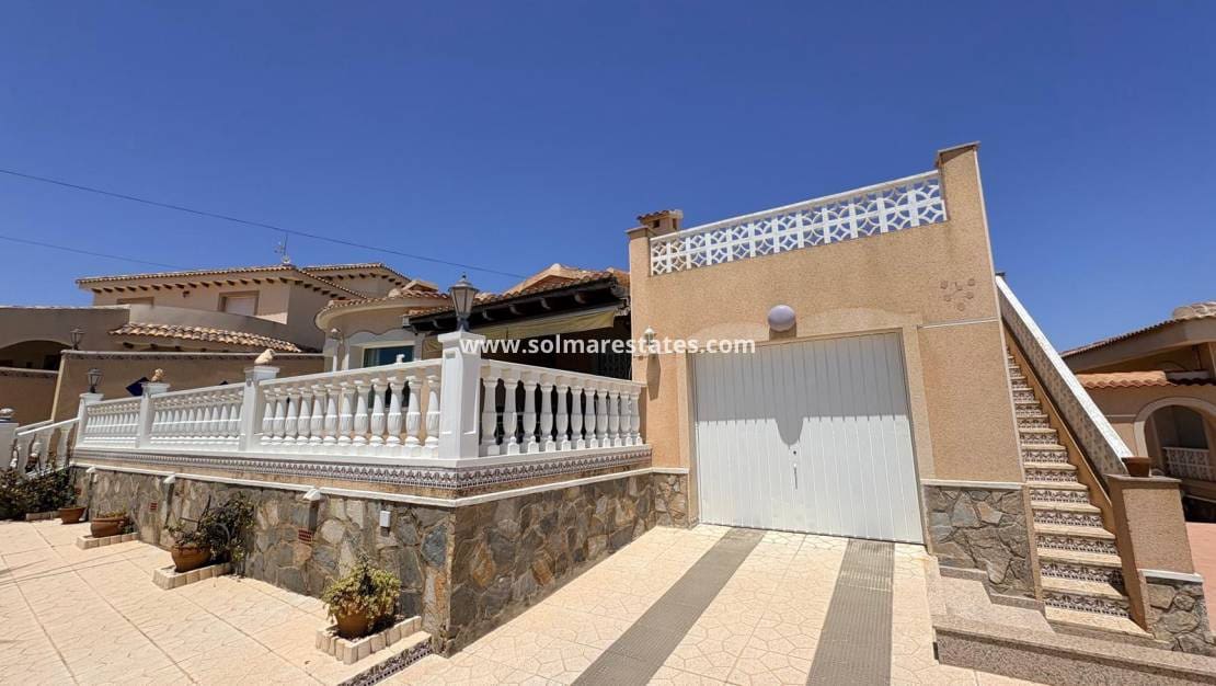 3 camera da letto Villa in vendita in La Marquesa con piscina - 479.000 € (Rif: 9946576)