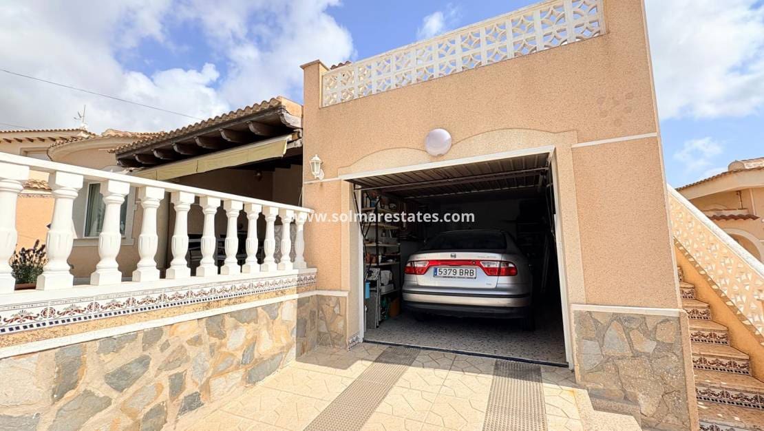 3 camera da letto Villa in vendita in La Marquesa con piscina - 479.000 € (Rif: 9946576)