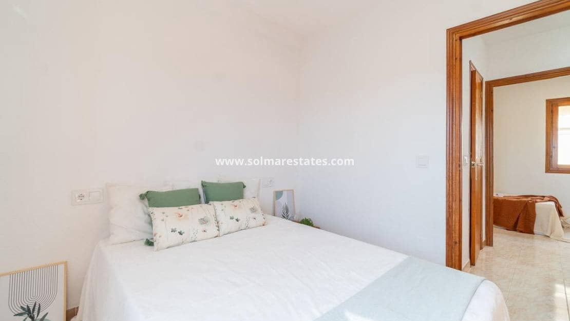2 chambre Maison de Ville à vendre à El Chaparral avec piscine - 139 000 € (Ref: 9948347)