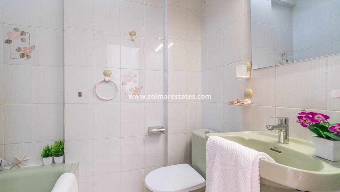 2 chambre Maison de Ville à vendre à El Chaparral avec piscine - 139 000 € (Ref: 9948347)