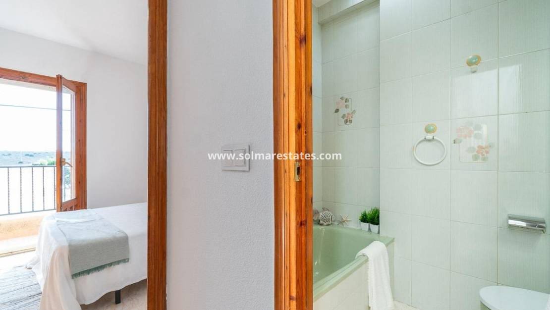2 chambre Maison de Ville à vendre à El Chaparral avec piscine - 139 000 € (Ref: 9948347)