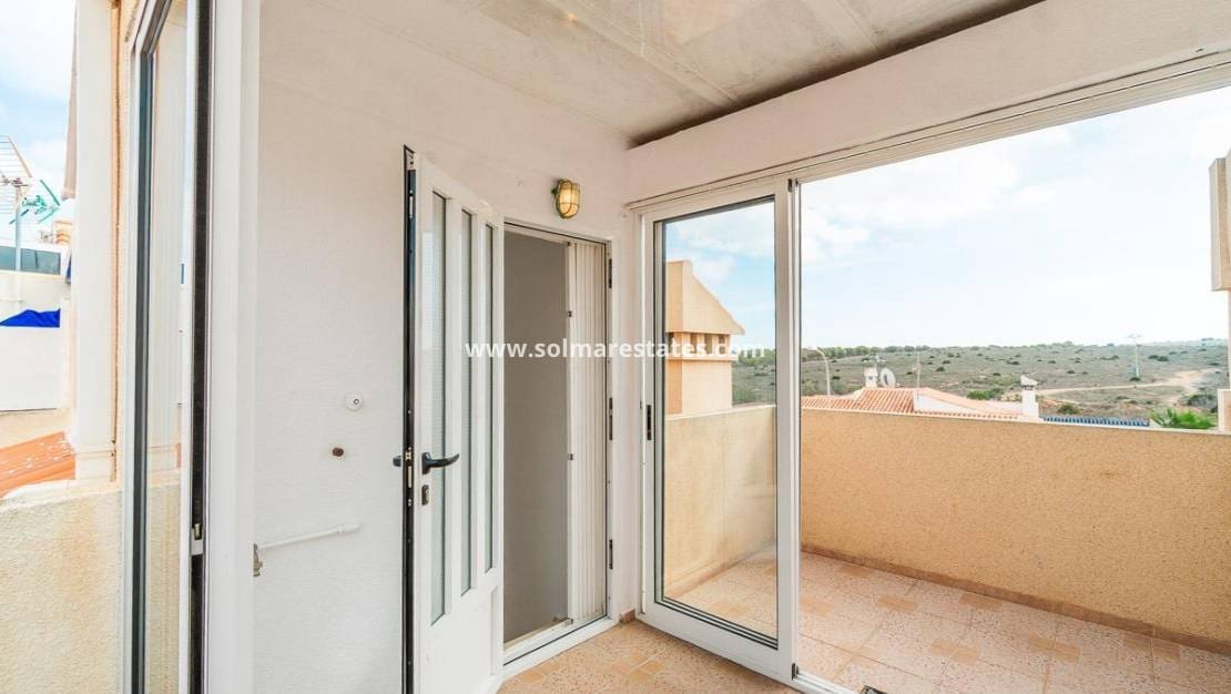 2 chambre Maison de Ville à vendre à El Chaparral avec piscine - 139 000 € (Ref: 9948347)
