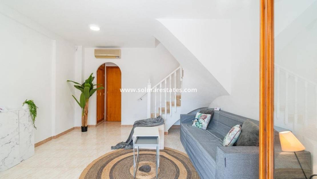2 chambre Maison de Ville à vendre à El Chaparral avec piscine - 139 000 € (Ref: 9948347)