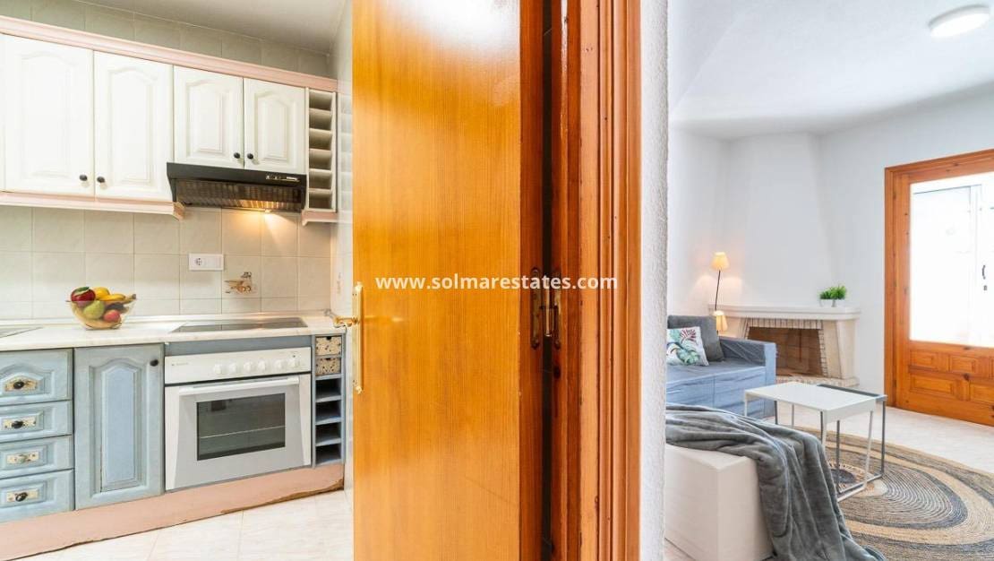 2 chambre Maison de Ville à vendre à El Chaparral avec piscine - 139 000 € (Ref: 9948347)