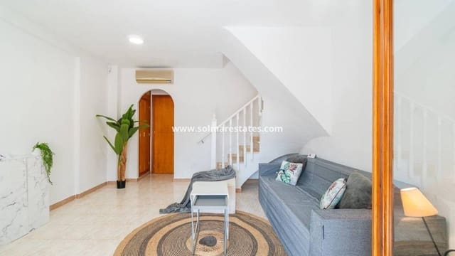 2 chambre Maison de Ville à vendre à El Chaparral, Torrevieja avec piscine - 139 000 € (Ref: 9948347)