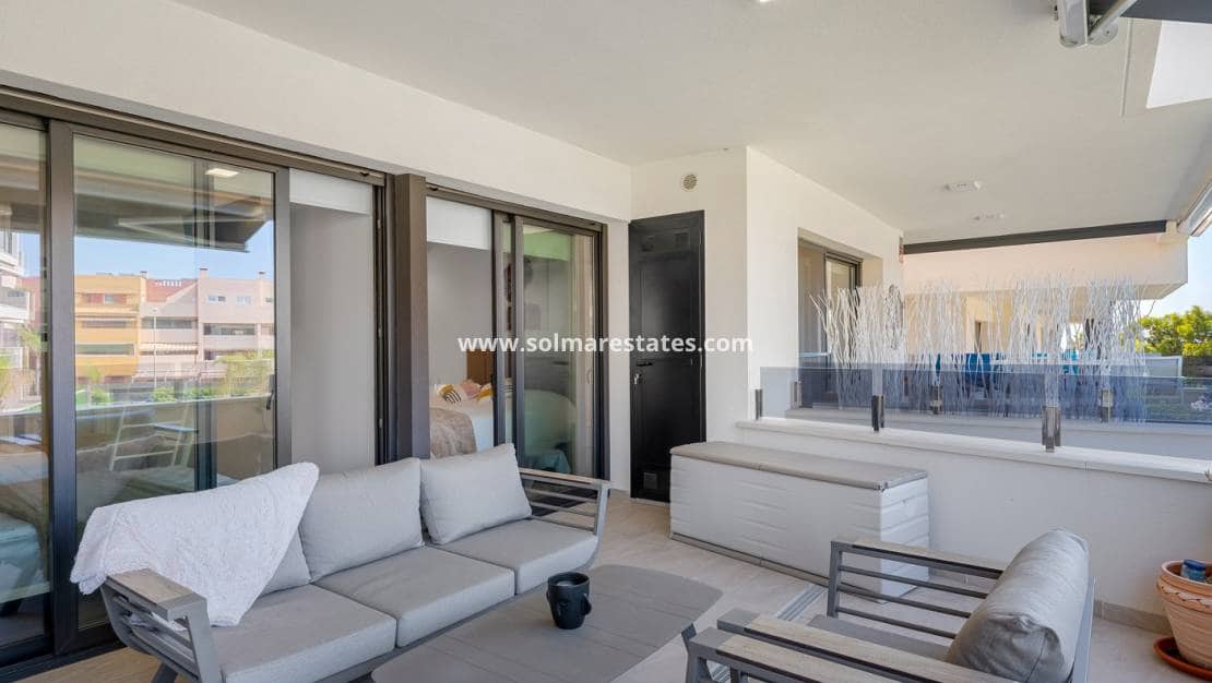 2 quarto Apartamento para venda em Playa Flamenca com piscina - 350 000 € (Ref: 9948540)