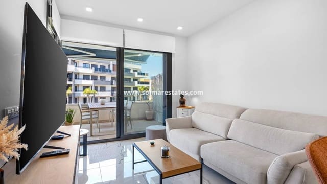 2 slaapkamer Appartement te koop in Playa Flamenca, Orihuela met zwembad - € 350.000 (Ref: 9948540)