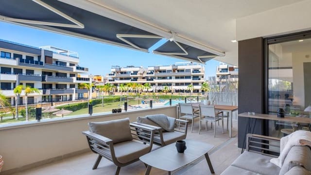 2 slaapkamer Appartement te koop in Playa Flamenca, Orihuela met zwembad - € 350.000 (Ref: 9948540)