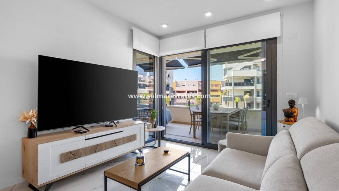 2 quarto Apartamento para venda em Playa Flamenca com piscina - 350 000 € (Ref: 9948540)