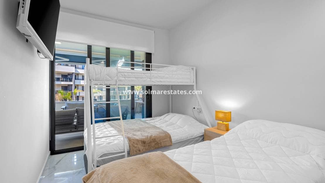 2 quarto Apartamento para venda em Playa Flamenca com piscina - 350 000 € (Ref: 9948540)