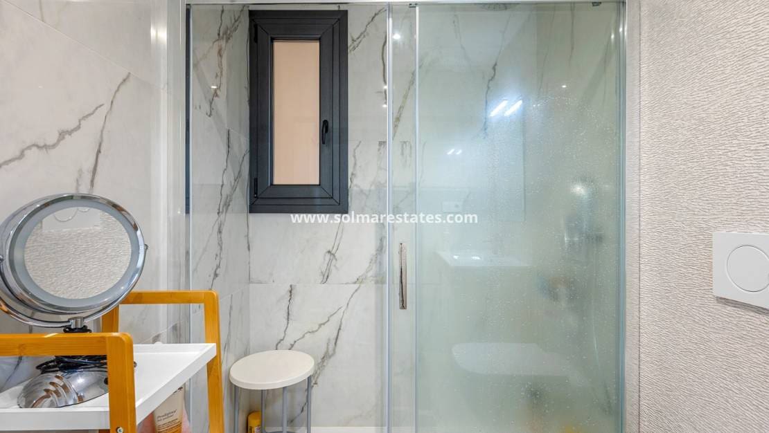 2 quarto Apartamento para venda em Playa Flamenca com piscina - 350 000 € (Ref: 9948540)