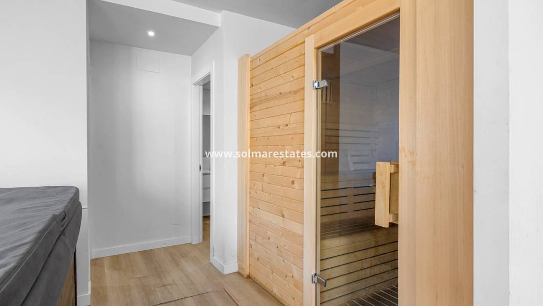 2 quarto Apartamento para venda em Playa Flamenca com piscina - 350 000 € (Ref: 9948540)