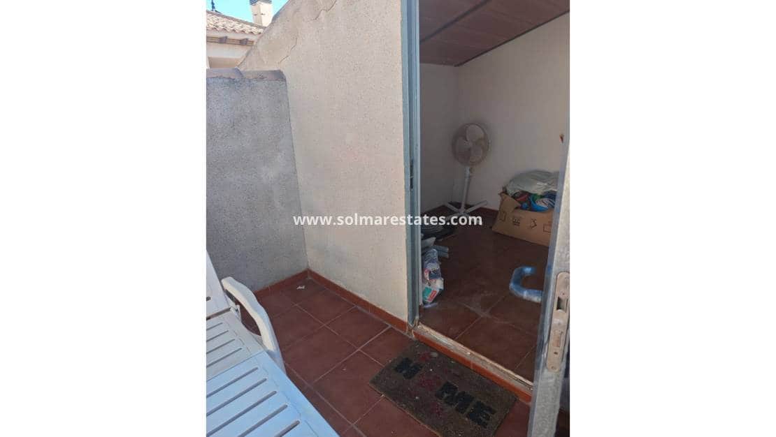 Apartamento de 2 habitaciones en Villamartin en venta con piscina - 145.000 € (Ref: 9948541)