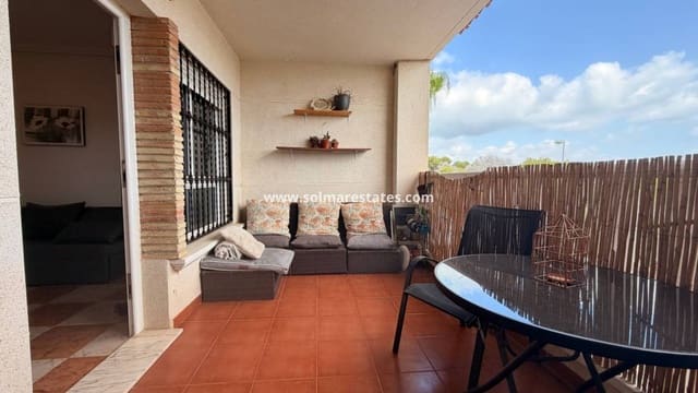2 soveværelse Lejlighed til salg i Villamartin, Orihuela med swimmingpool - € 135.000 (Ref: 9948541)
