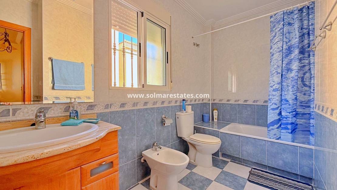 4 soveværelse Villa til salg i Los Altos med swimmingpool - € 379.000 (Ref: 9948543)