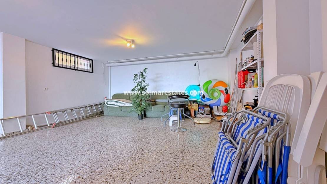 4 soveværelse Villa til salg i Los Altos med swimmingpool - € 379.000 (Ref: 9948543)