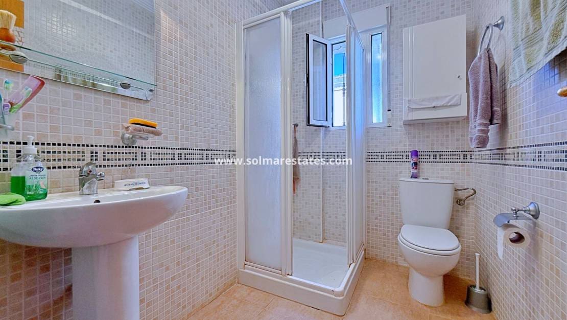 4 soveværelse Villa til salg i Los Altos med swimmingpool - € 379.000 (Ref: 9948543)