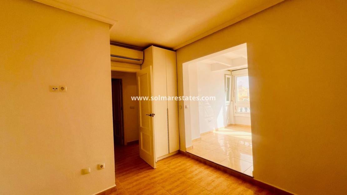 3 camera da letto Casa in vendita in Playa Flamenca con piscina - 245.000 € (Rif: 9948544)
