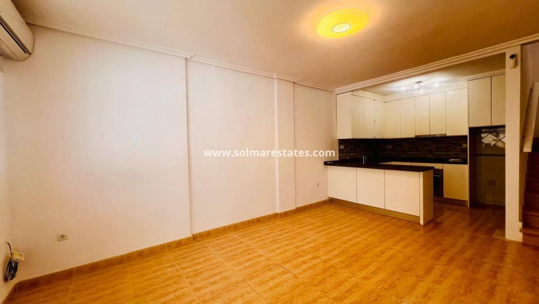 3 camera da letto Casa in vendita in Playa Flamenca con piscina - 245.000 € (Rif: 9948544)