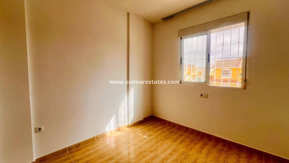 3 camera da letto Casa in vendita in Playa Flamenca con piscina - 245.000 € (Rif: 9948544)