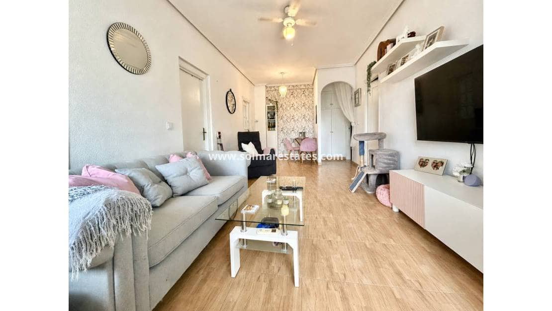 2 makuuhuone Huoneisto myytävänä paikassa Campoamor mukana uima-altaan - 159 900 € (Ref: 9948547)