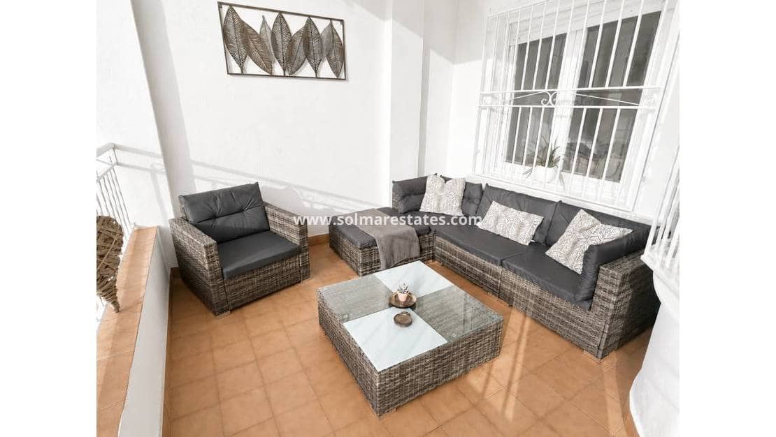 2 makuuhuone Huoneisto myytävänä paikassa Campoamor mukana uima-altaan - 159 900 € (Ref: 9948547)