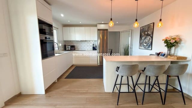 3 quarto Moradia para venda em Ciudad Quesada, Rojales com piscina - 535 000 € (Ref: 9948669)
