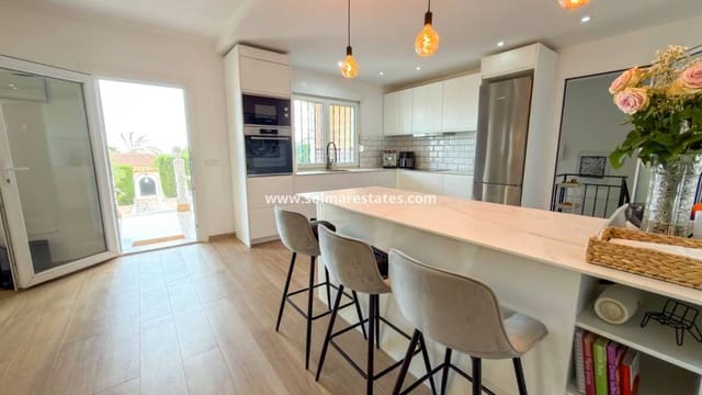 3 quarto Moradia para venda em Ciudad Quesada, Rojales com piscina - 535 000 € (Ref: 9948669)