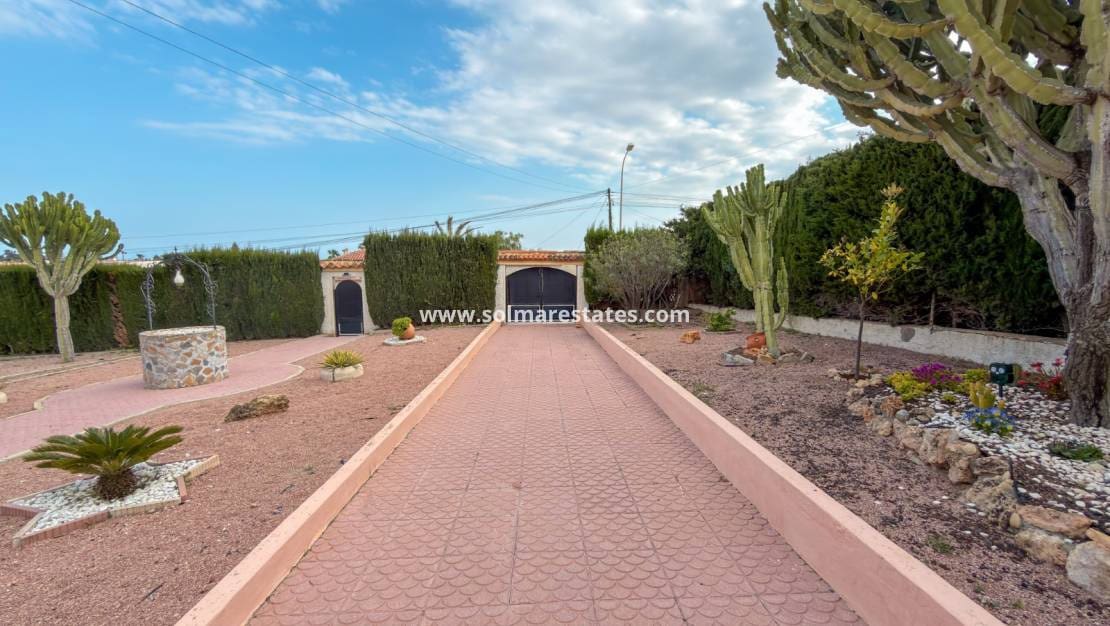 3 quarto Moradia para venda em Ciudad Quesada com piscina - 535 000 € (Ref: 9948669)
