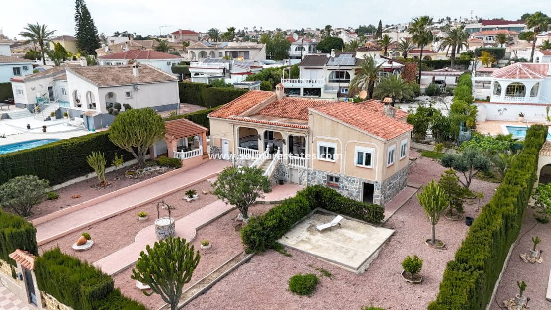 3 quarto Moradia para venda em Ciudad Quesada com piscina - 535 000 € (Ref: 9948669)