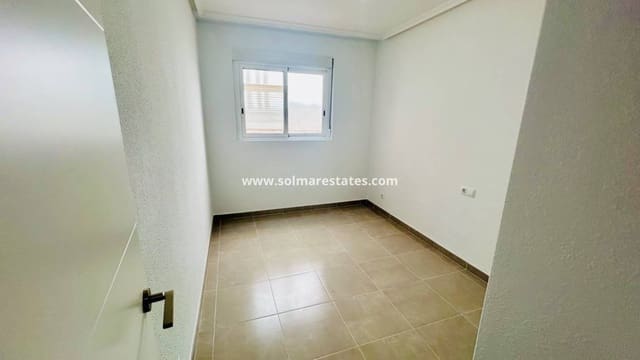 4 soverom Leilighet til salgs i Daya Nueva - € 125 000 (Ref: 9948671)