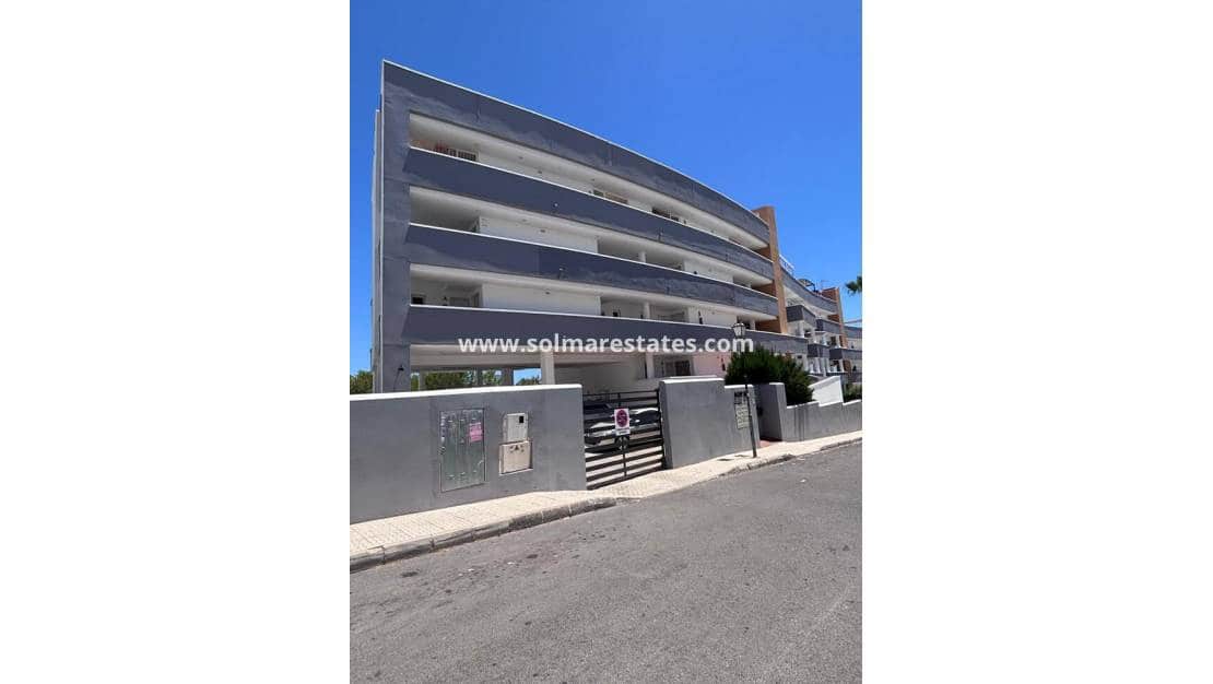 2 chambre Appartement à vendre à Villamartin avec piscine - 180 000 € (Ref: 9948830)