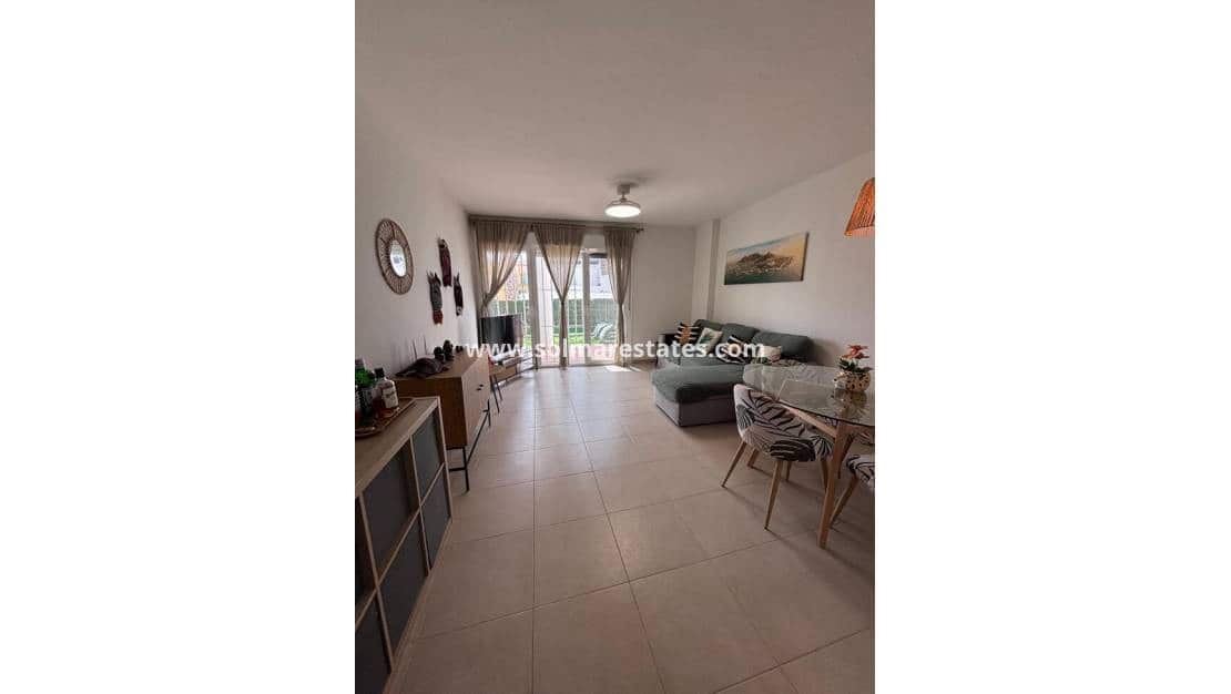 2 chambre Appartement à vendre à Villamartin avec piscine - 175 000 € (Ref: 9948830)