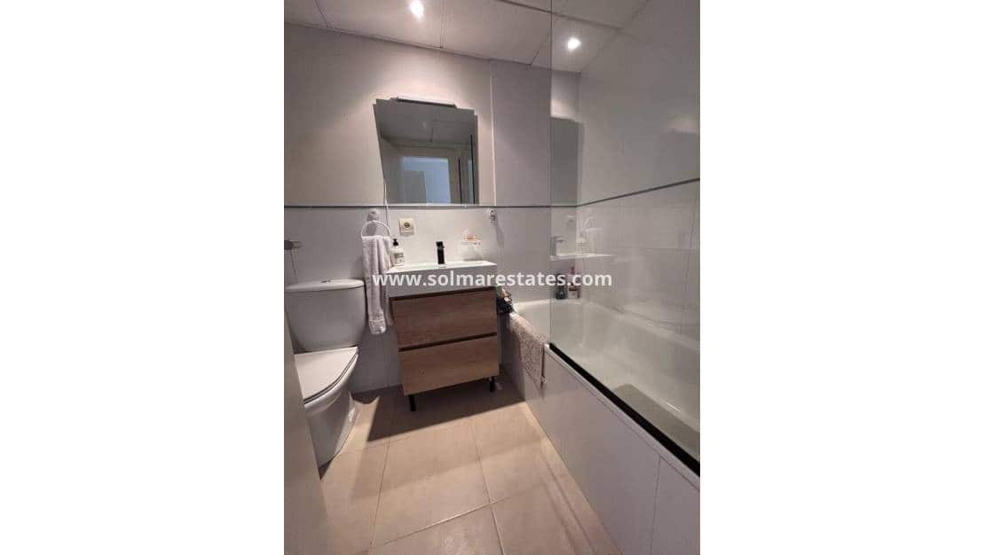 2 chambre Appartement à vendre à Villamartin avec piscine - 175 000 € (Ref: 9948830)