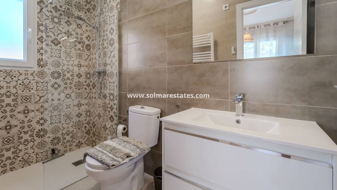 4 camera da letto Villa in vendita in La Marquesa con piscina - 599.000 € (Rif: 9948831)