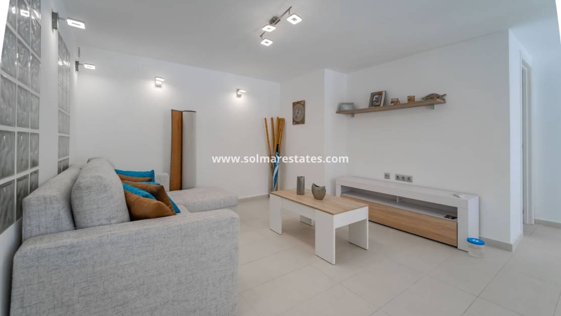 4 camera da letto Villa in vendita in La Marquesa con piscina - 599.000 € (Rif: 9948831)