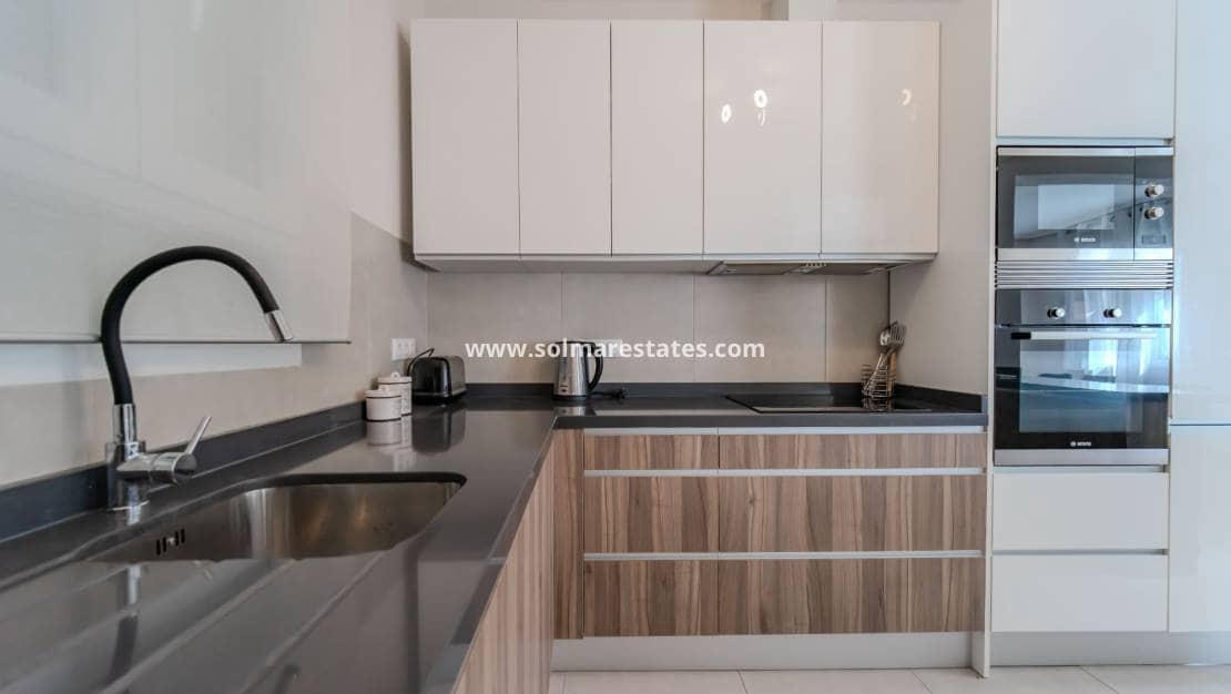4 camera da letto Villa in vendita in La Marquesa con piscina - 599.000 € (Rif: 9948831)