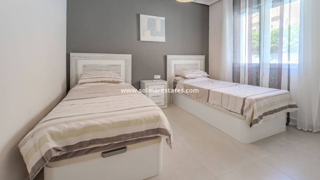 4 camera da letto Villa in vendita in La Marquesa con piscina - 599.000 € (Rif: 9948831)