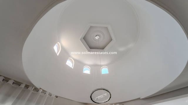 4 soverom Villa til salgs i La Marquesa med svømmebasseng - € 599 000 (Ref: 9948831)