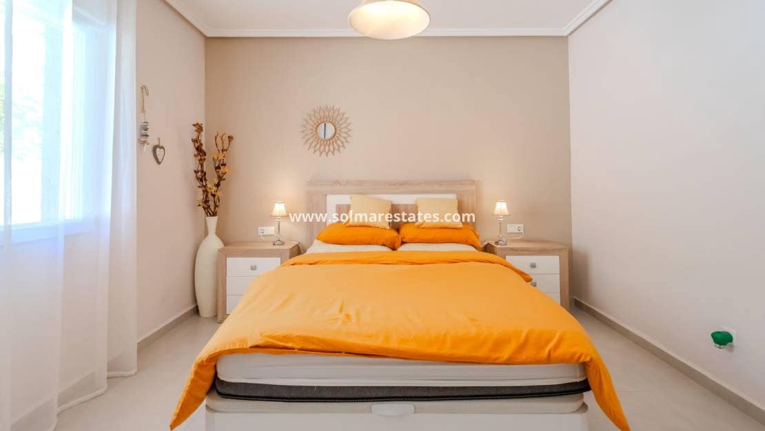 4 camera da letto Villa in vendita in La Marquesa con piscina - 599.000 € (Rif: 9948831)